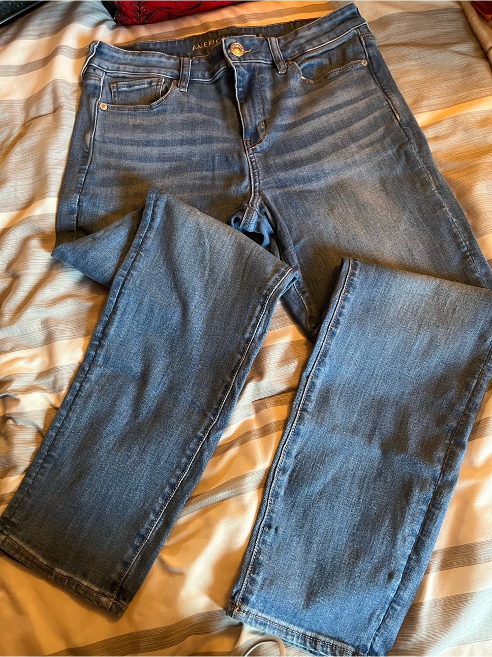 American Eagle Outfitters Women’s Medium Blue Straight Jeans